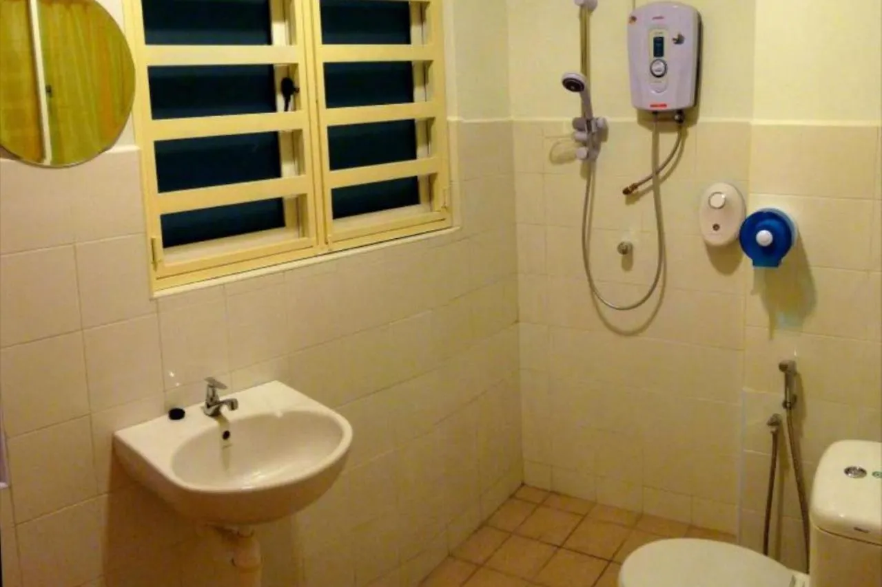 Oyo 89880 Vstay 2 Guesthouse George Town Hotell