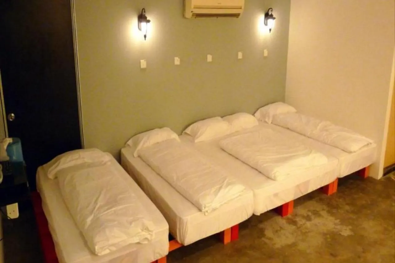 Oyo 89880 Vstay 2 Guesthouse George Town 2*,  Malaysia